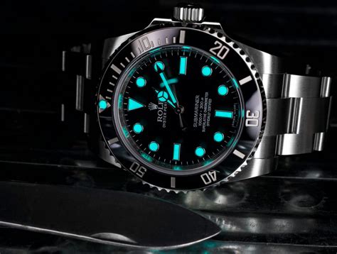 rolex has green luminese